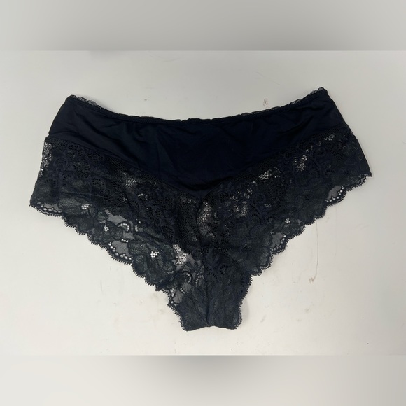 Adore Me Solid Black Stretch Floral Lace T-Back Front Closure Bra 36C - Picture 8 of 10